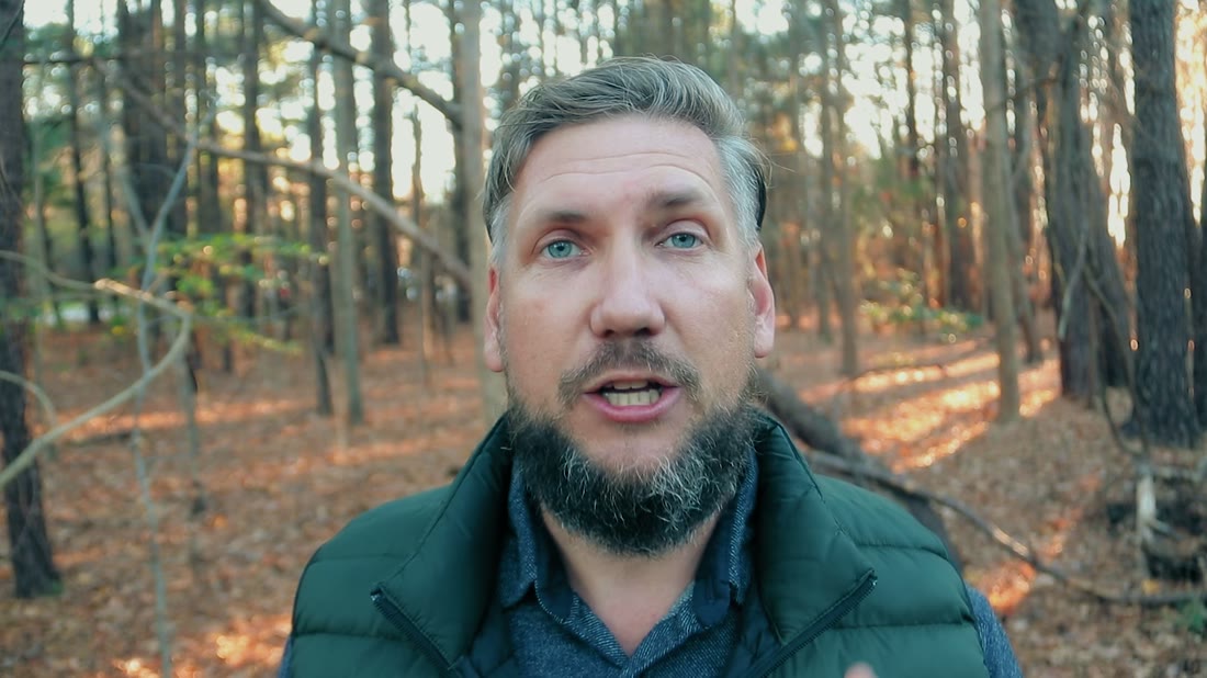 Jason Calhoun — opening frame of his intro film 'A guy walks into a bar'